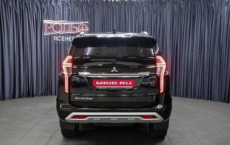 Mitsubishi Montero Sport, 2023 год, 4 498 000 рублей, 6 фотография