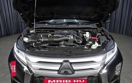 Mitsubishi Montero Sport, 2023 год, 4 498 000 рублей, 9 фотография