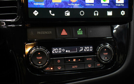 Mitsubishi Outlander III рестайлинг 3, 2022 год, 3 698 000 рублей, 18 фотография