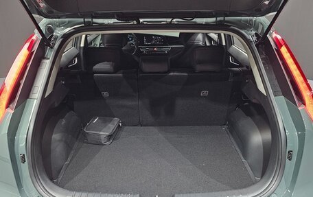 KIA Niro, 2022 год, 2 100 000 рублей, 18 фотография