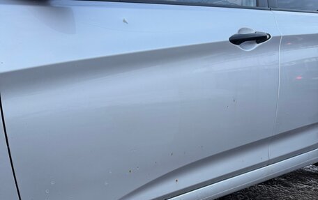 Hyundai Solaris II рестайлинг, 2014 год, 1 000 000 рублей, 11 фотография