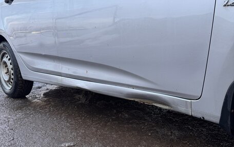 Hyundai Solaris II рестайлинг, 2014 год, 1 000 000 рублей, 10 фотография