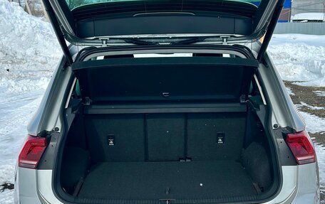 Volkswagen Tiguan II, 2019 год, 2 990 000 рублей, 9 фотография