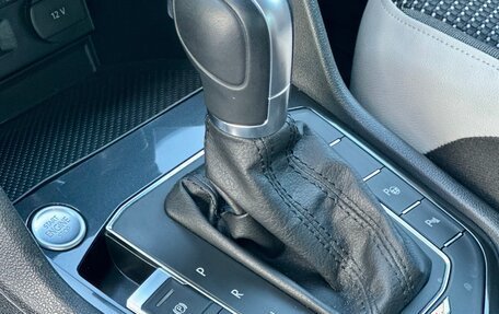 Volkswagen Tiguan II, 2019 год, 2 990 000 рублей, 13 фотография