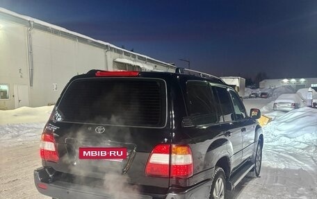 Toyota Land Cruiser 100 рестайлинг 2, 2006 год, 1 949 000 рублей, 10 фотография