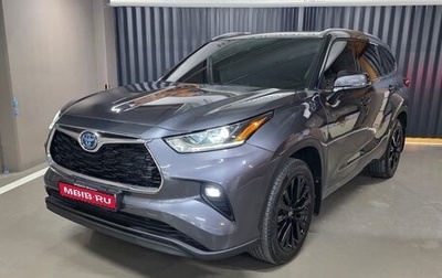 Toyota Highlander, 2023 год, 7 525 000 рублей, 1 фотография