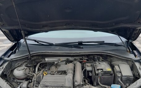 Volkswagen Tiguan II, 2018 год, 2 320 000 рублей, 18 фотография