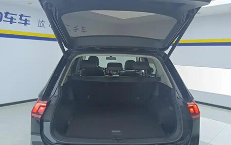 Volkswagen Tiguan II, 2022 год, 2 000 855 рублей, 4 фотография