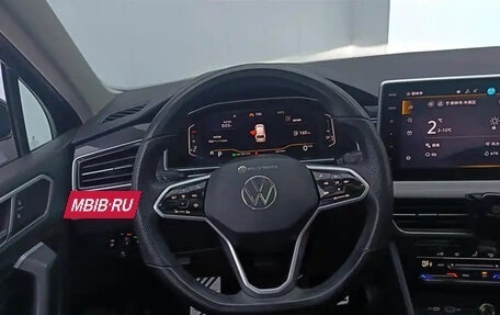 Volkswagen Tiguan II, 2022 год, 2 000 855 рублей, 9 фотография