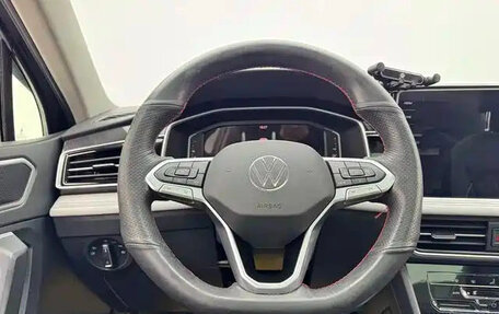 Volkswagen Tiguan II, 2022 год, 1 980 855 рублей, 12 фотография