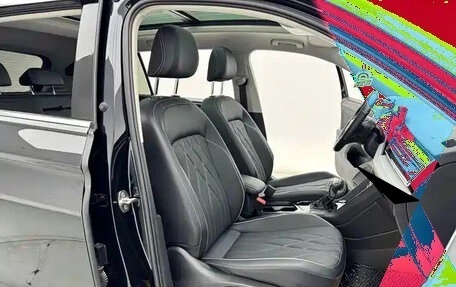 Volkswagen Tiguan II, 2022 год, 1 980 855 рублей, 10 фотография