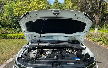 Volkswagen Tiguan II, 2022 год, 2 200 855 рублей, 17 фотография