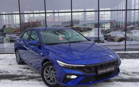 Hyundai Elantra, 2023 год, 2 050 000 рублей, 2 фотография