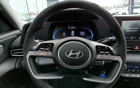 Hyundai Elantra, 2023 год, 2 050 000 рублей, 11 фотография