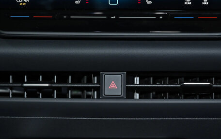 Volkswagen T-Roc, 2025 год, 2 200 000 рублей, 33 фотография