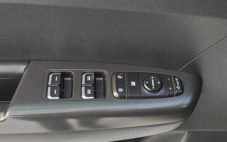 KIA Sportage IV рестайлинг, 2017 год, 1 999 000 рублей, 10 фотография