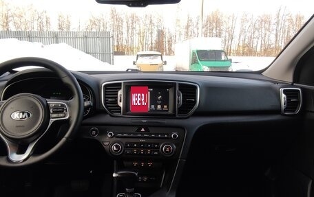 KIA Sportage IV рестайлинг, 2017 год, 1 999 000 рублей, 15 фотография