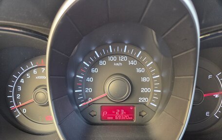 KIA Rio III рестайлинг, 2015 год, 1 040 000 рублей, 16 фотография