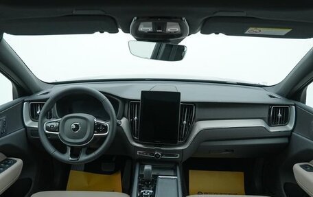 Volvo XC60 II, 2025 год, 4 810 000 рублей, 11 фотография