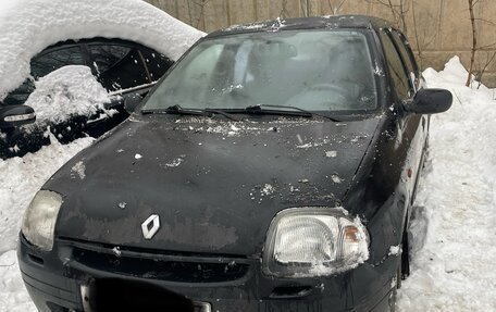 Renault Clio III, 2001 год, 160 000 рублей, 1 фотография