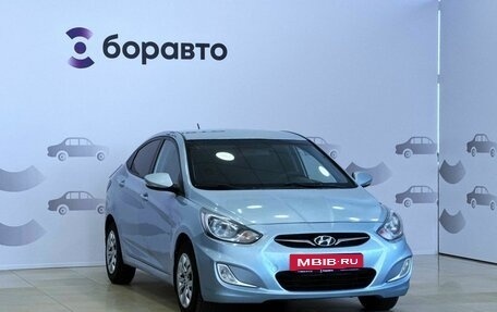 Hyundai Solaris II рестайлинг, 2012 год, 780 000 рублей, 2 фотография