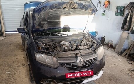 Renault Logan II, 2014 год, 520 000 рублей, 4 фотография