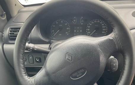 Renault Clio III, 2001 год, 160 000 рублей, 9 фотография