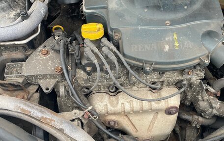 Renault Clio III, 2001 год, 160 000 рублей, 14 фотография