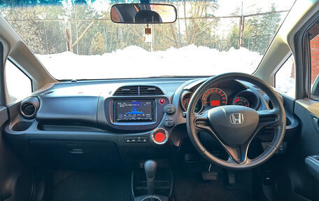 Honda Fit III, 2013 год, 965 000 рублей, 19 фотография