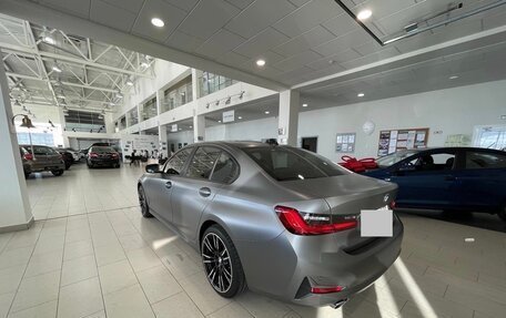 BMW 3 серия, 2020 год, 3 500 000 рублей, 4 фотография