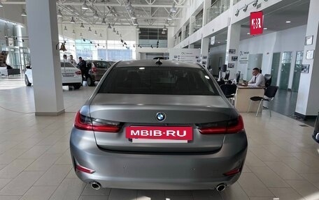 BMW 3 серия, 2020 год, 3 500 000 рублей, 5 фотография