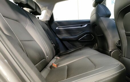 Geely Emgrand, 2024 год, 2 249 000 рублей, 13 фотография