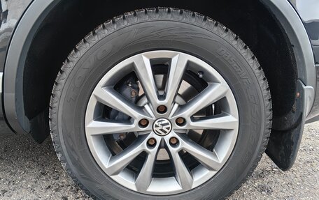 Volkswagen Touareg III, 2013 год, 2 890 000 рублей, 24 фотография