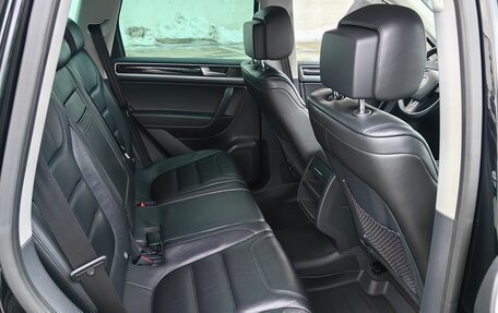 Volkswagen Touareg III, 2013 год, 2 890 000 рублей, 18 фотография