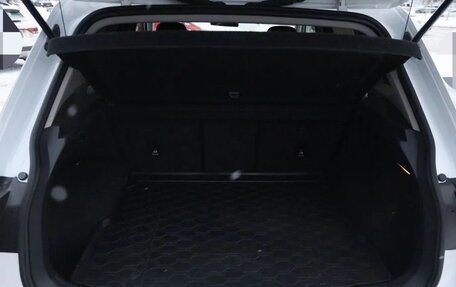 Volkswagen Tiguan II, 2020 год, 2 550 000 рублей, 6 фотография