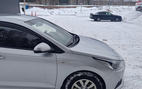 Hyundai Solaris II рестайлинг, 2017 год, 1 100 000 рублей, 9 фотография