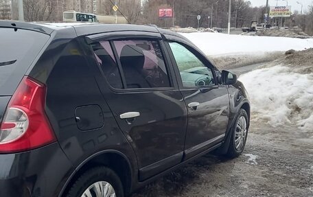 Renault Sandero I, 2012 год, 700 000 рублей, 5 фотография