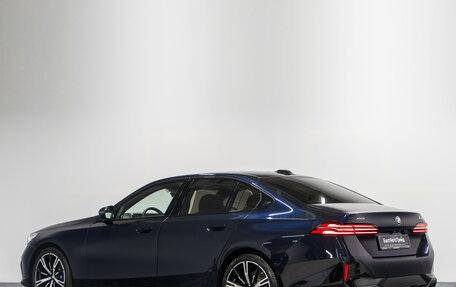 BMW 5 серия, 2025 год, 9 890 000 рублей, 10 фотография