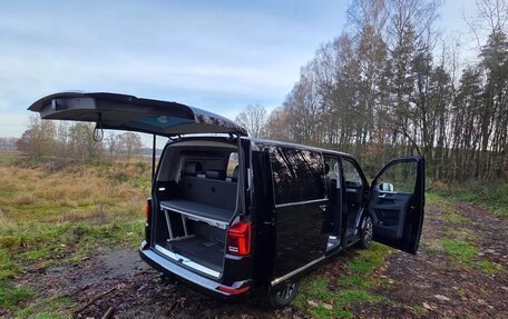 Volkswagen Multivan T6 рестайлинг, 2021 год, 4 600 000 рублей, 7 фотография