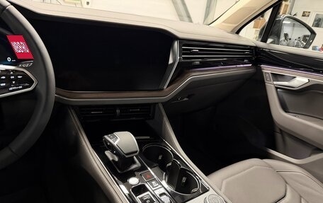 Volkswagen Touareg III, 2025 год, 8 199 000 рублей, 27 фотография