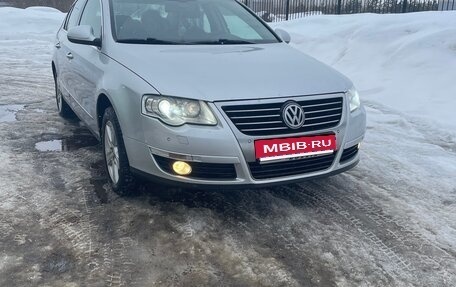 Volkswagen Passat B6, 2010 год, 535 000 рублей, 1 фотография