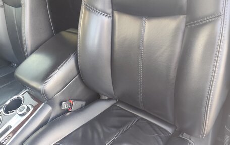 Nissan Pathfinder, 2015 год, 1 950 000 рублей, 10 фотография