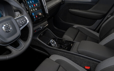 Volvo XC40 I, 2024 год, 4 830 000 рублей, 14 фотография