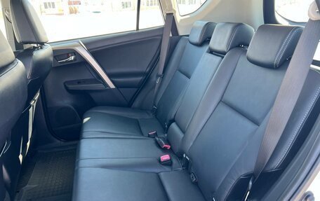 Toyota RAV4, 2013 год, 2 458 000 рублей, 15 фотография