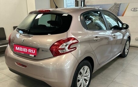 Peugeot 208 II, 2014 год, 599 000 рублей, 3 фотография