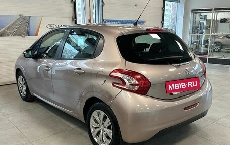 Peugeot 208 II, 2014 год, 599 000 рублей, 4 фотография