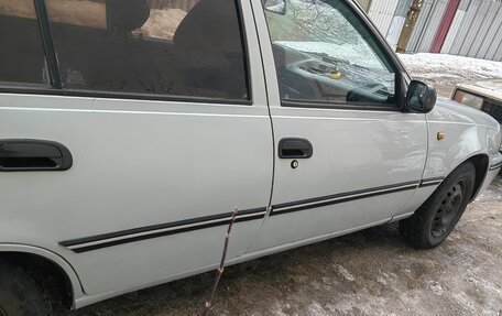 Daewoo Nexia I рестайлинг, 2003 год, 175 000 рублей, 8 фотография