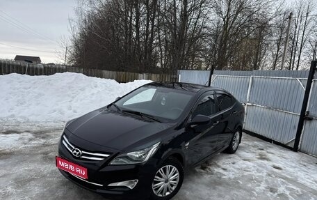 Hyundai Solaris II рестайлинг, 2014 год, 1 000 000 рублей, 1 фотография