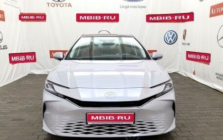 Toyota Camry, 2024 год, 3 500 000 рублей, 1 фотография