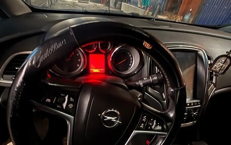 Opel Astra J, 2013 год, 900 000 рублей, 7 фотография